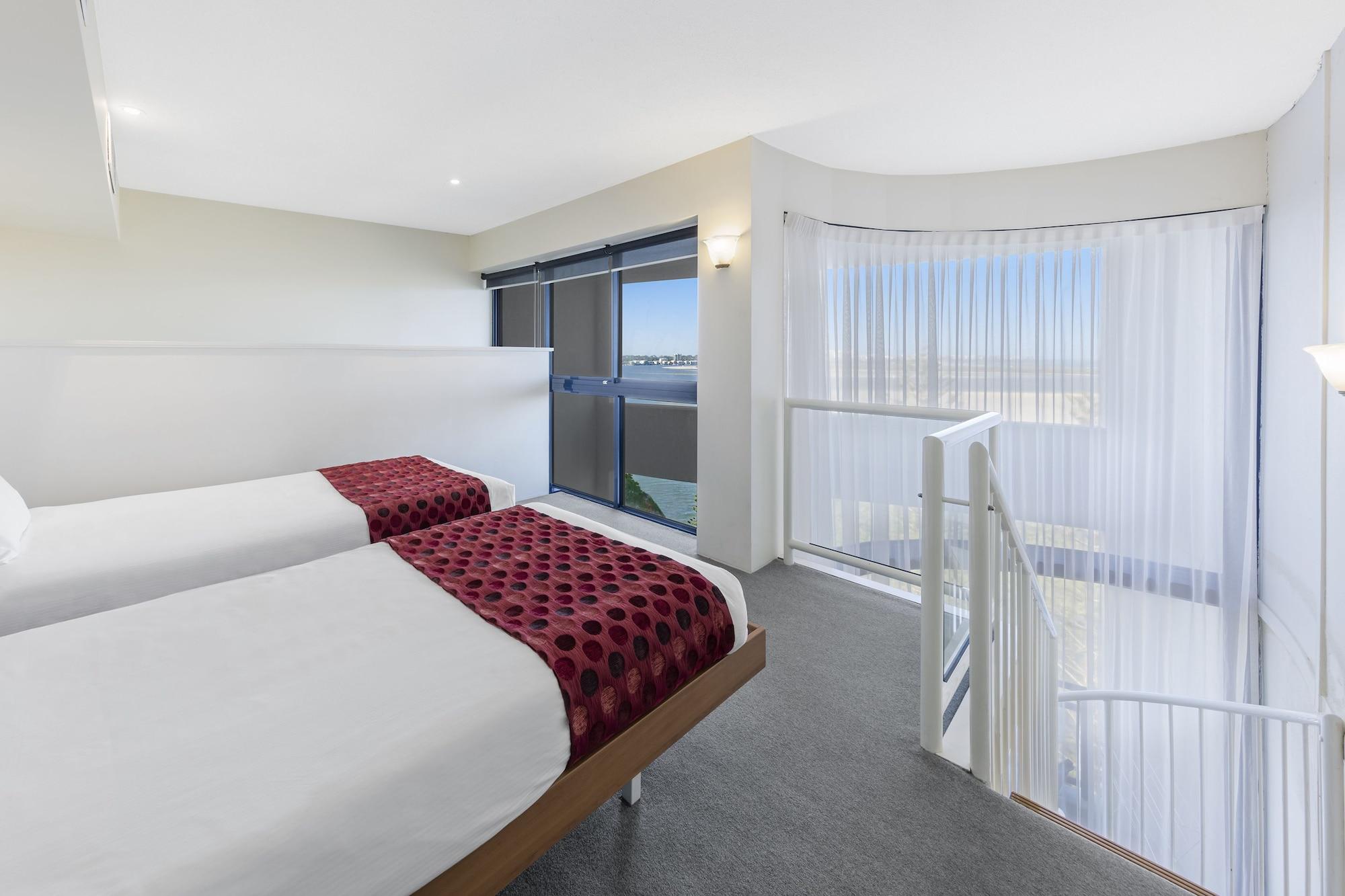 Ramada Resort By Wyndham Golden Beach Caloundra Exterior photo