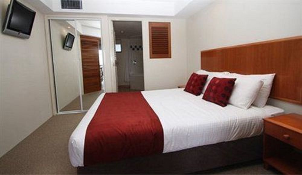 Ramada Resort By Wyndham Golden Beach Caloundra Exterior photo